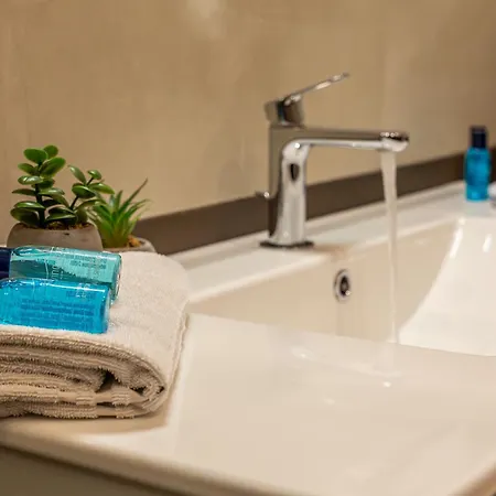 Iflat New Cozy Retreat Near The Colosseum Apartment Rome